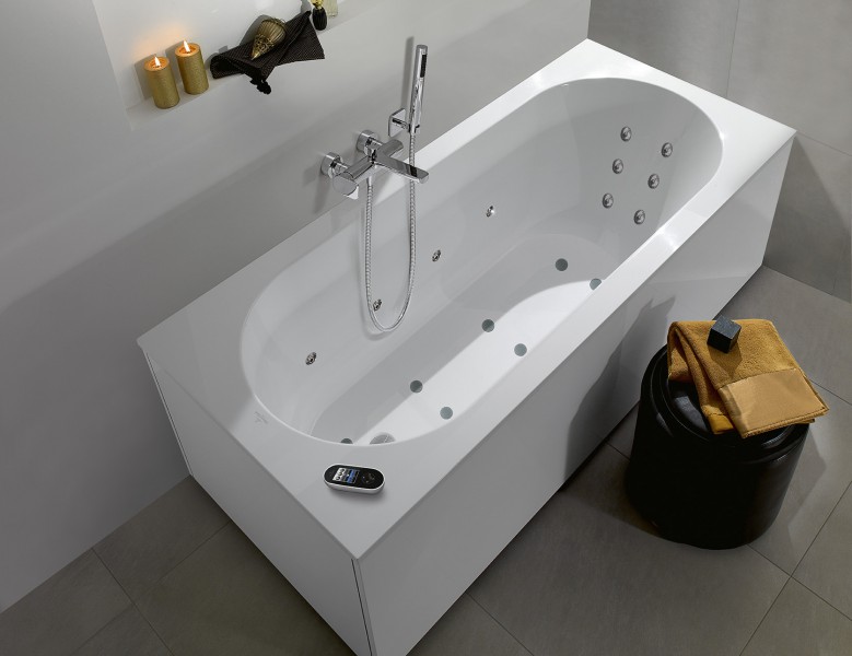 Baignoire balnéothérapie WISPER COMBIPOOL de Villeroy & Boch